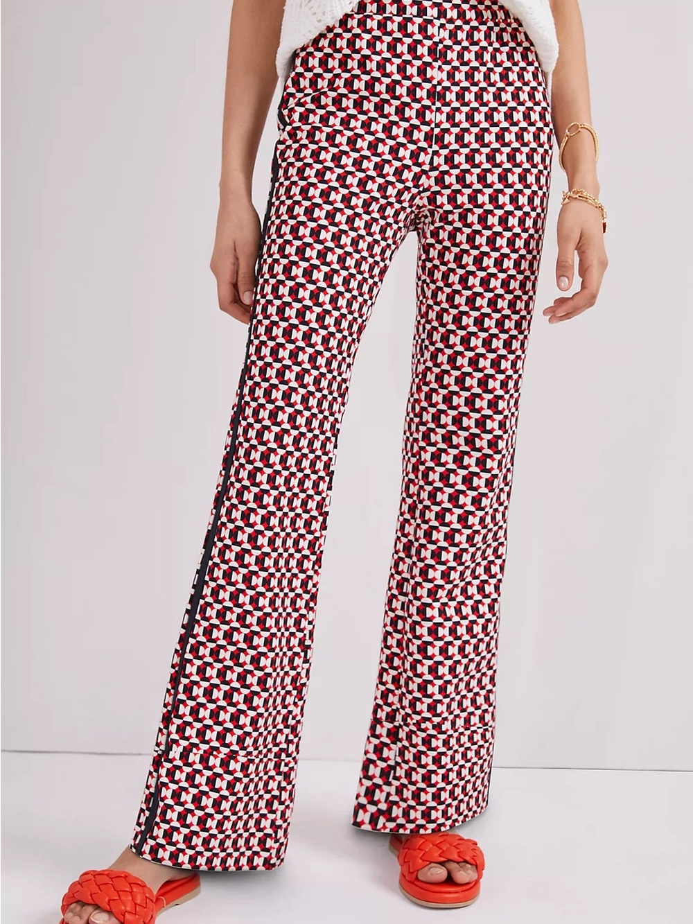 Anthropologie Geometric Wide-Leg Pants in Red and Black - Picture 3 of 10